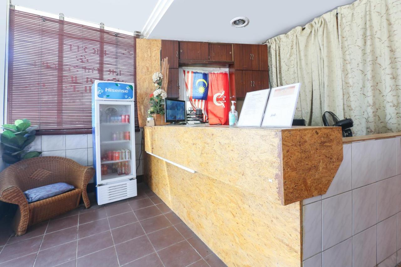טאנה מרה Oyo 90321 Hotel Bajet Sri Manal מראה חיצוני תמונה