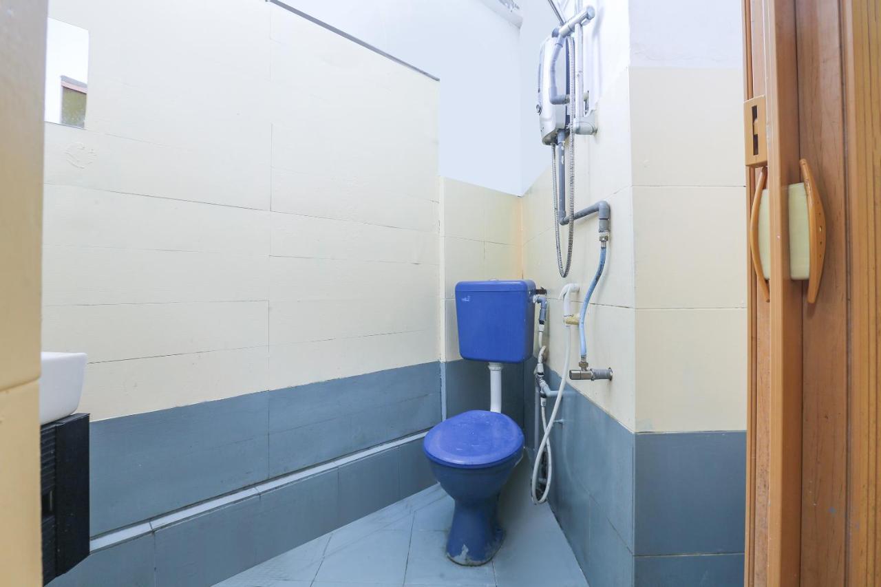 טאנה מרה Oyo 90321 Hotel Bajet Sri Manal מראה חיצוני תמונה
