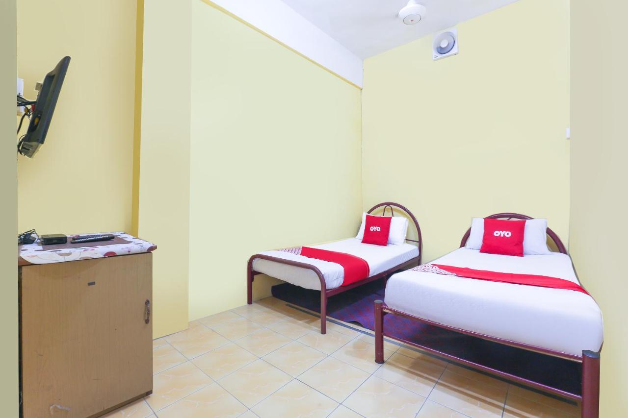 טאנה מרה Oyo 90321 Hotel Bajet Sri Manal מראה חיצוני תמונה